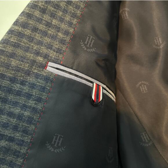 NWT Tommy Hilfiger Modern-Fit Blue Grey Check Sport Coat Blazer, Men’s 36R - Picture 7 of 9